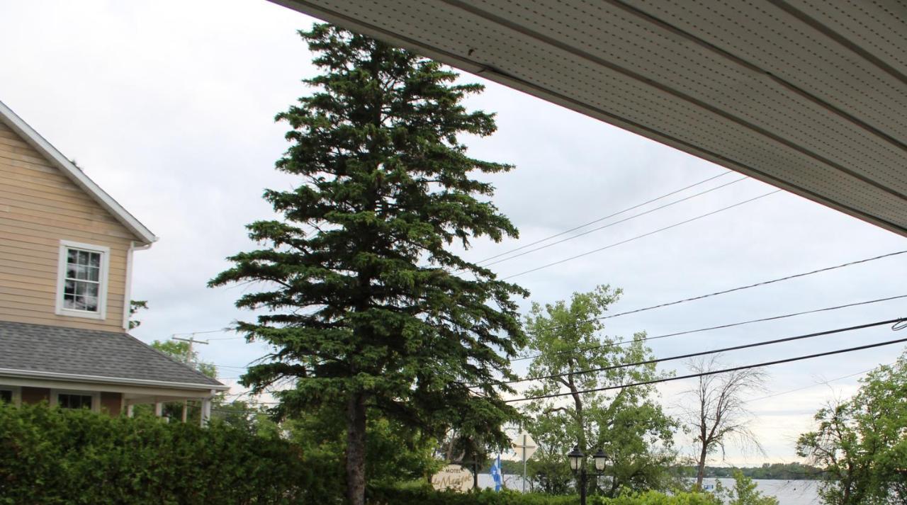 Le Marigot Otel Vaudreuil-Dorion Dış mekan fotoğraf